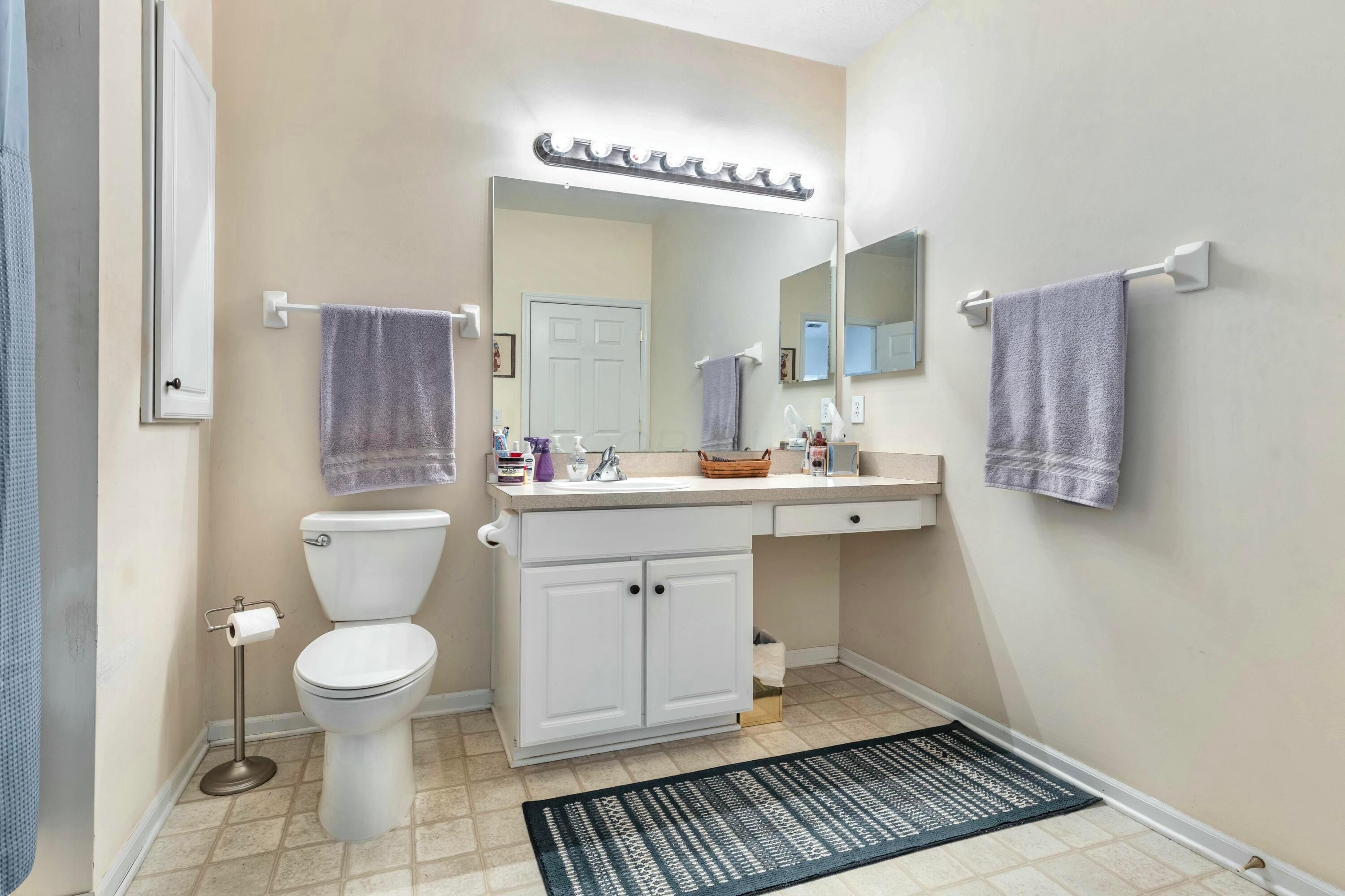 2145 William T Circle, Lancaster, Ohio image 12