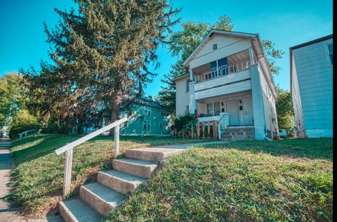 Photo of 1154-1156 Wilson Avenue, Columbus, OH 43206 (MLS # 225037686)
