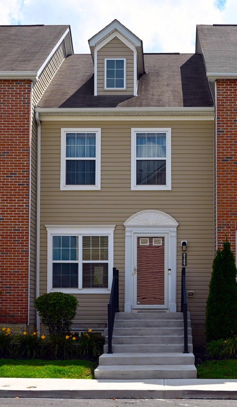 Photo of 8289 Bruntsfield Road, Columbus, OH 43235 (MLS # 226031894)
