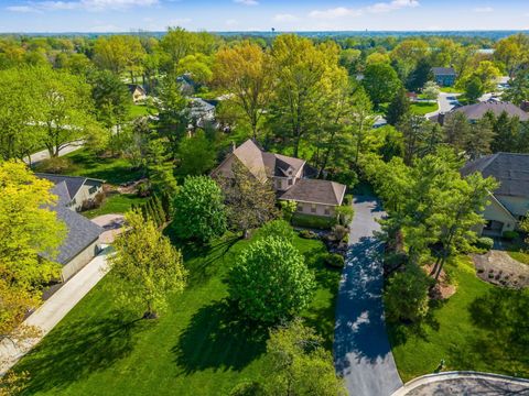 Photo of 8642 Hawick Court S, Dublin, OH 43017 (MLS # 226013885)