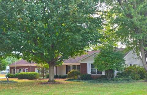 Photo of 1315 Lynne Avenue, Bucyrus, OH 44820 (MLS # 225042563)