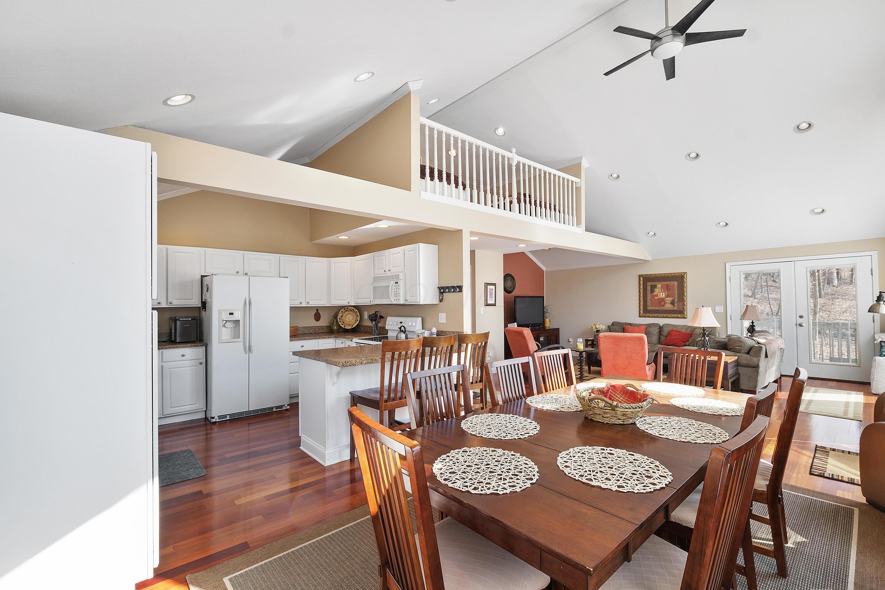 418 Valleyridge Drive, Howard, Ohio image 15