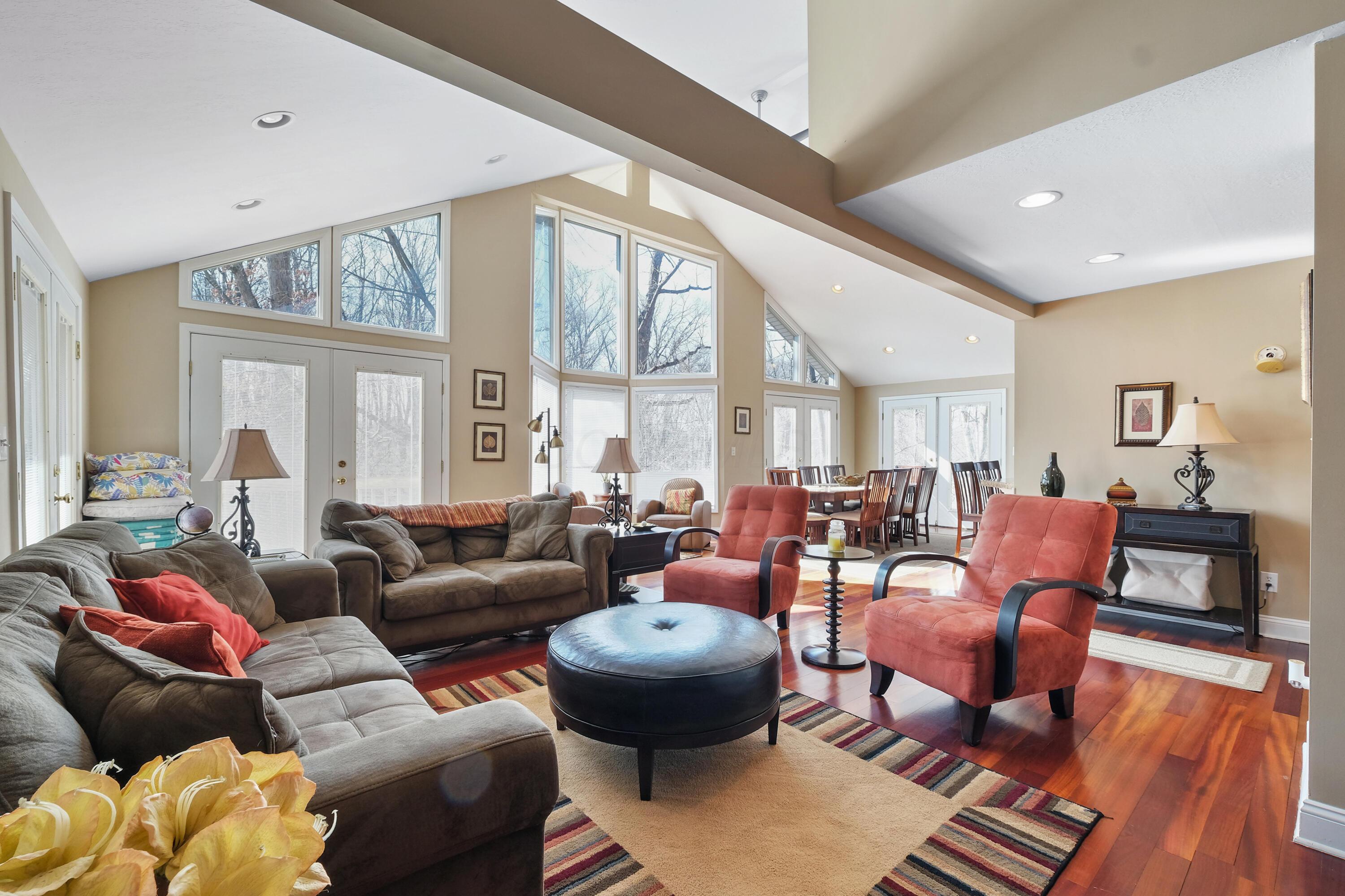 418 Valleyridge Drive, Howard, Ohio image 11