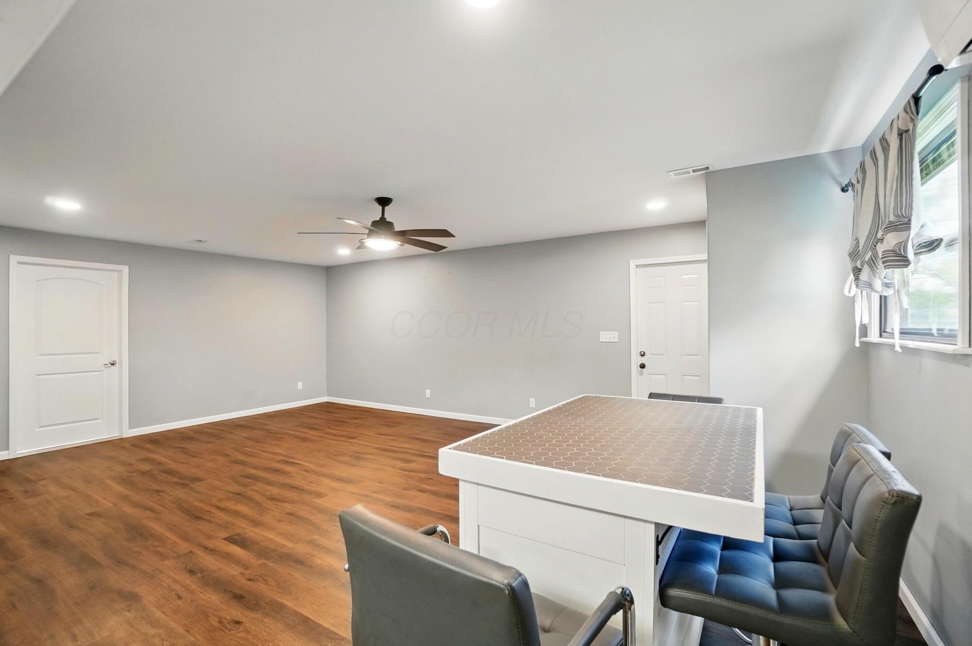 820 N Walnut Street, Baltimore, Ohio image 20