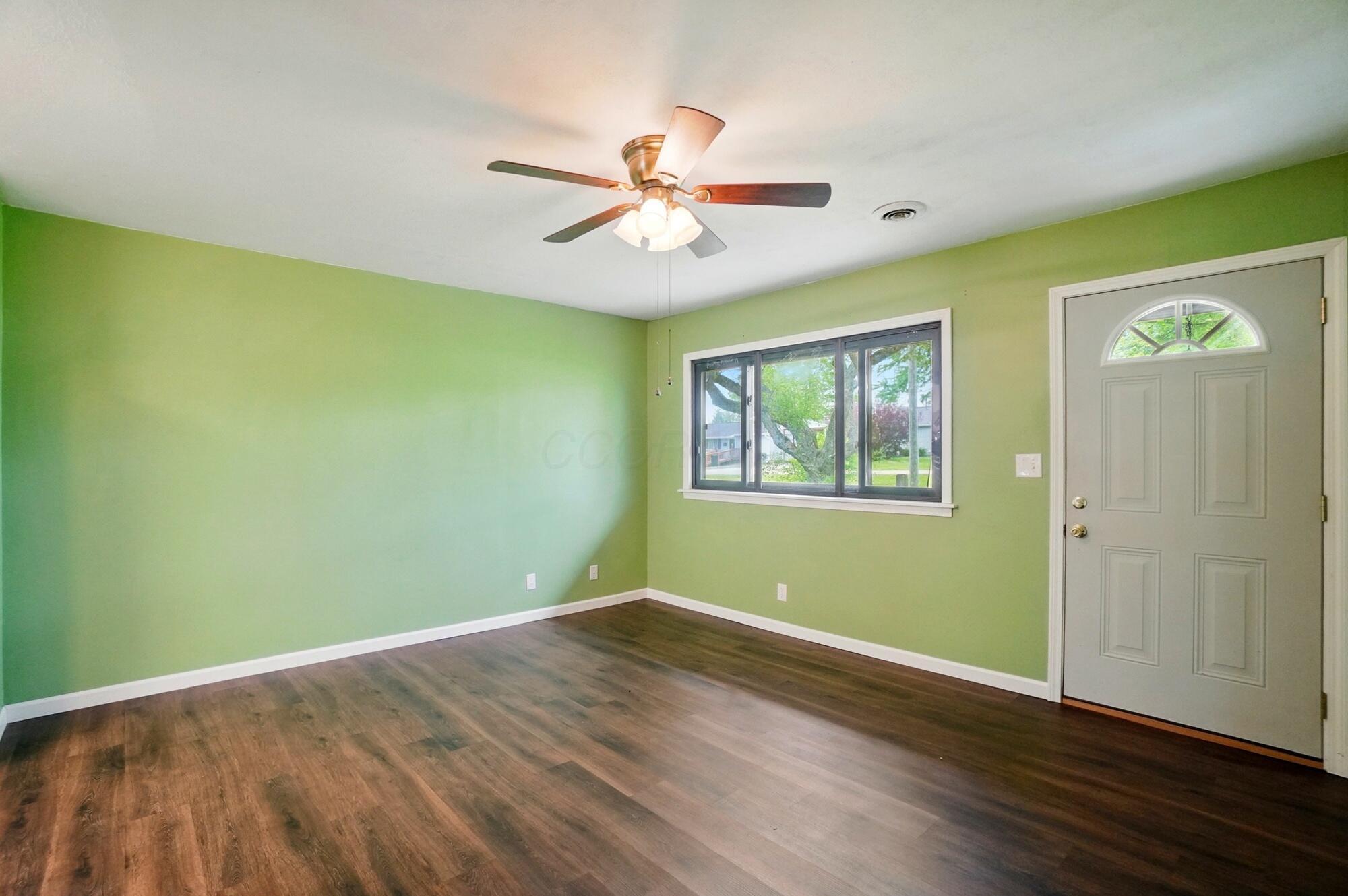 820 N Walnut Street, Baltimore, Ohio image 9