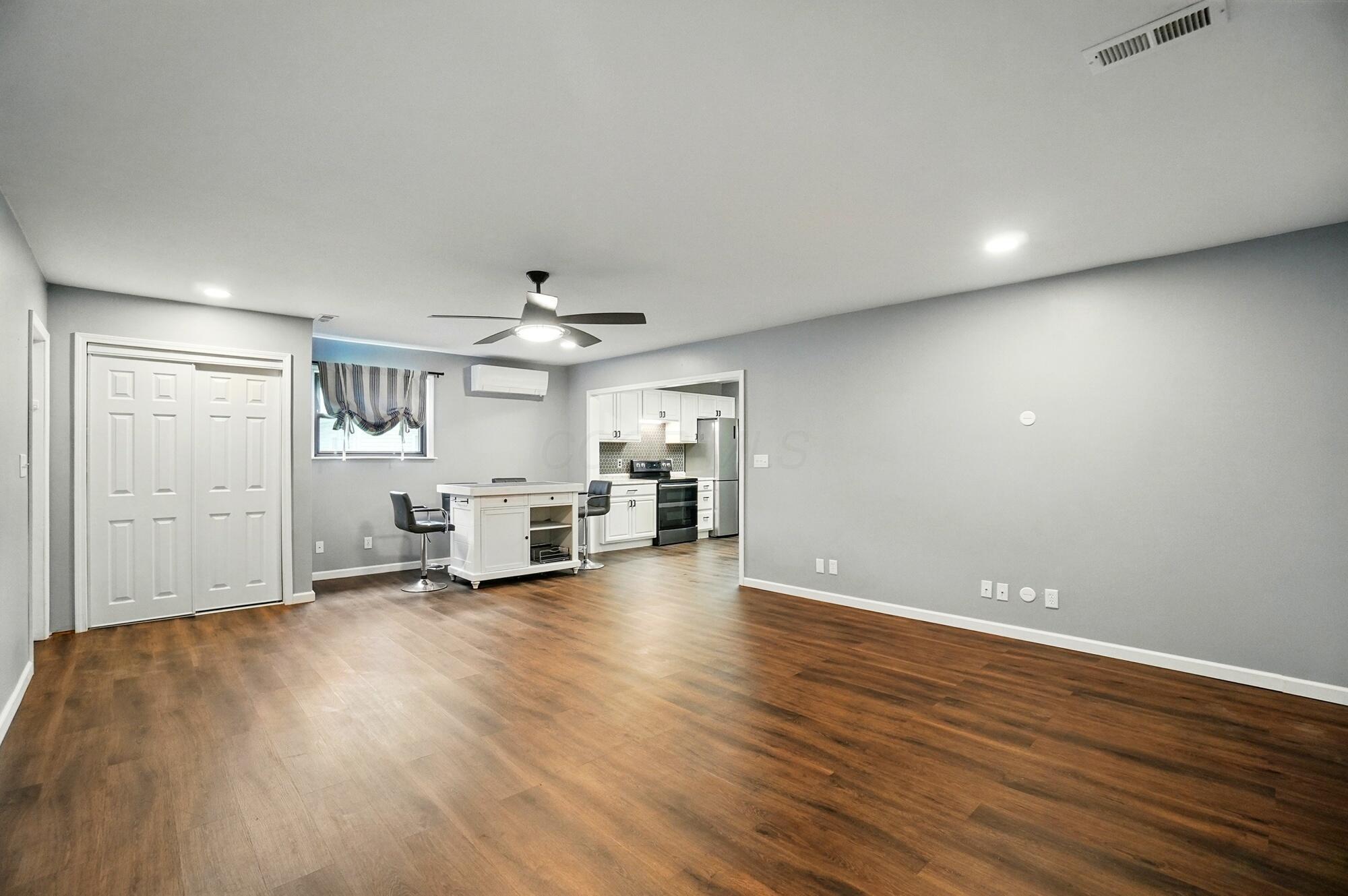 820 N Walnut Street, Baltimore, Ohio image 21