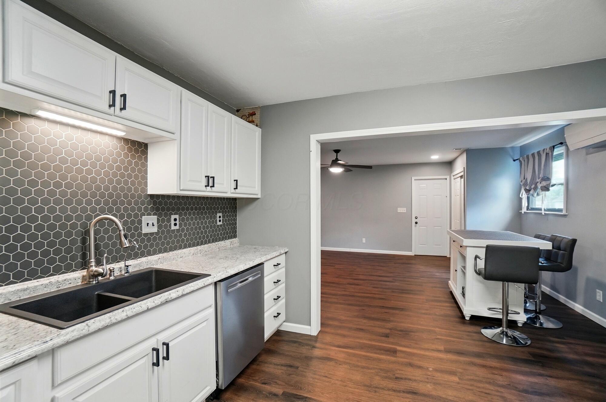 820 N Walnut Street, Baltimore, Ohio image 16