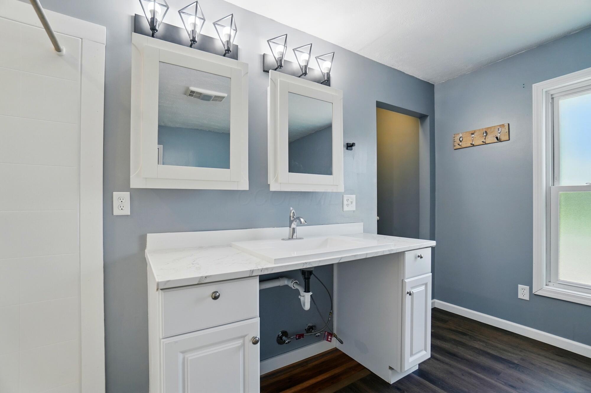 820 N Walnut Street, Baltimore, Ohio image 31