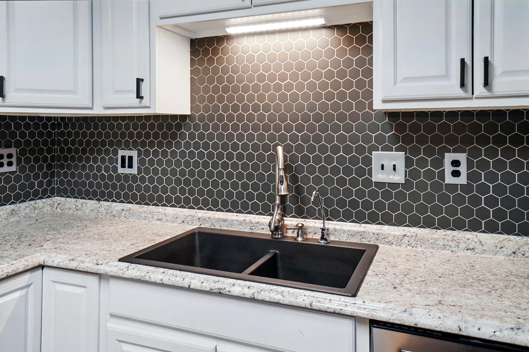 820 N Walnut Street, Baltimore, Ohio image 15
