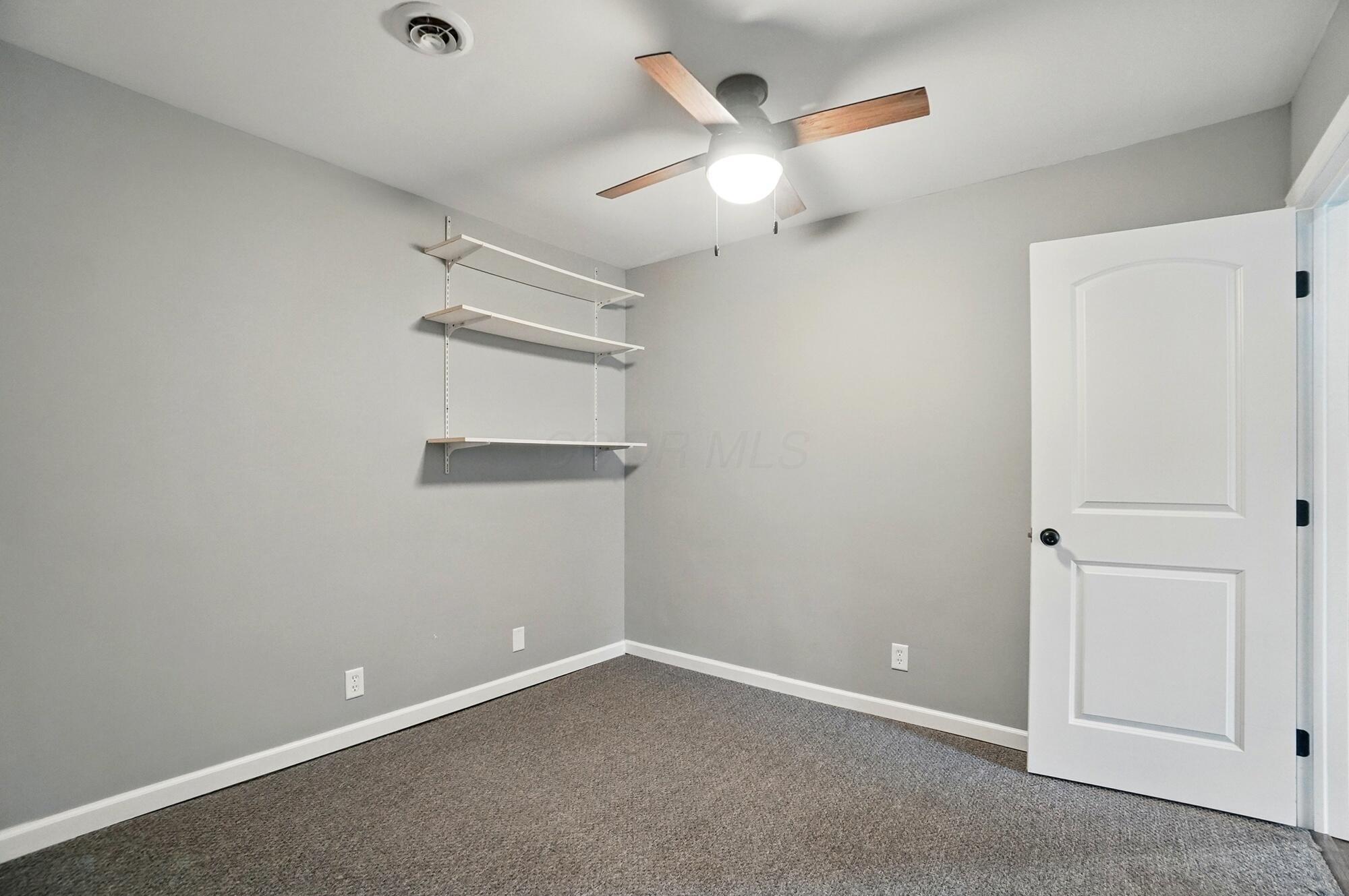 820 N Walnut Street, Baltimore, Ohio image 49