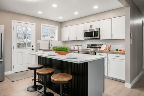 Tiny photo for 1559 Grattan Road, Columbus, OH 43227 (MLS # 225044746)