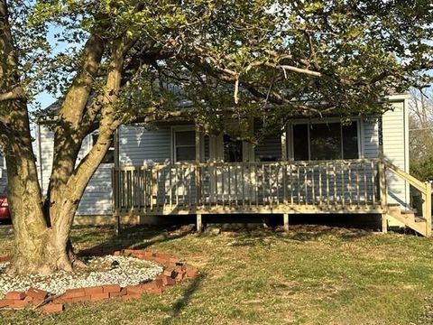 Photo of 3538 Karl Road, Columbus, OH 43224 (MLS # 226011421)