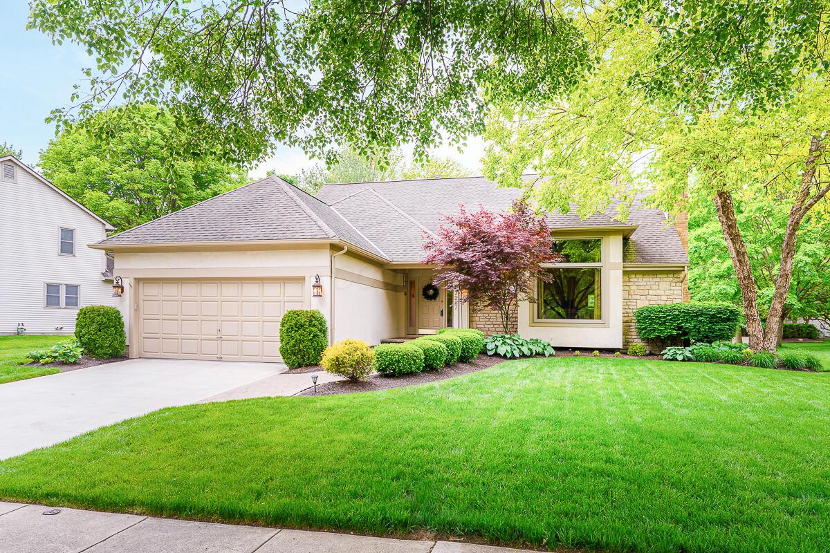 7287 Innisfree Lane, Dublin, Ohio image 1