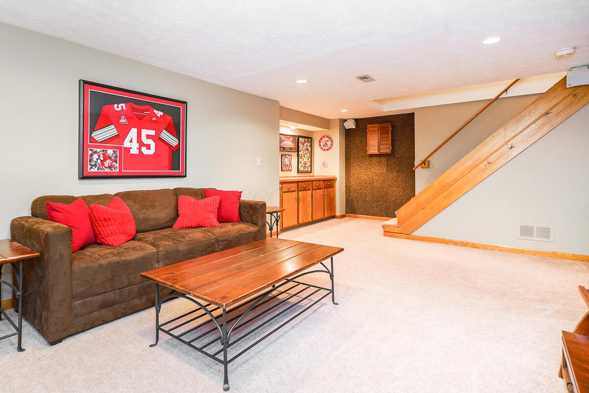 7287 Innisfree Lane, Dublin, Ohio image 33