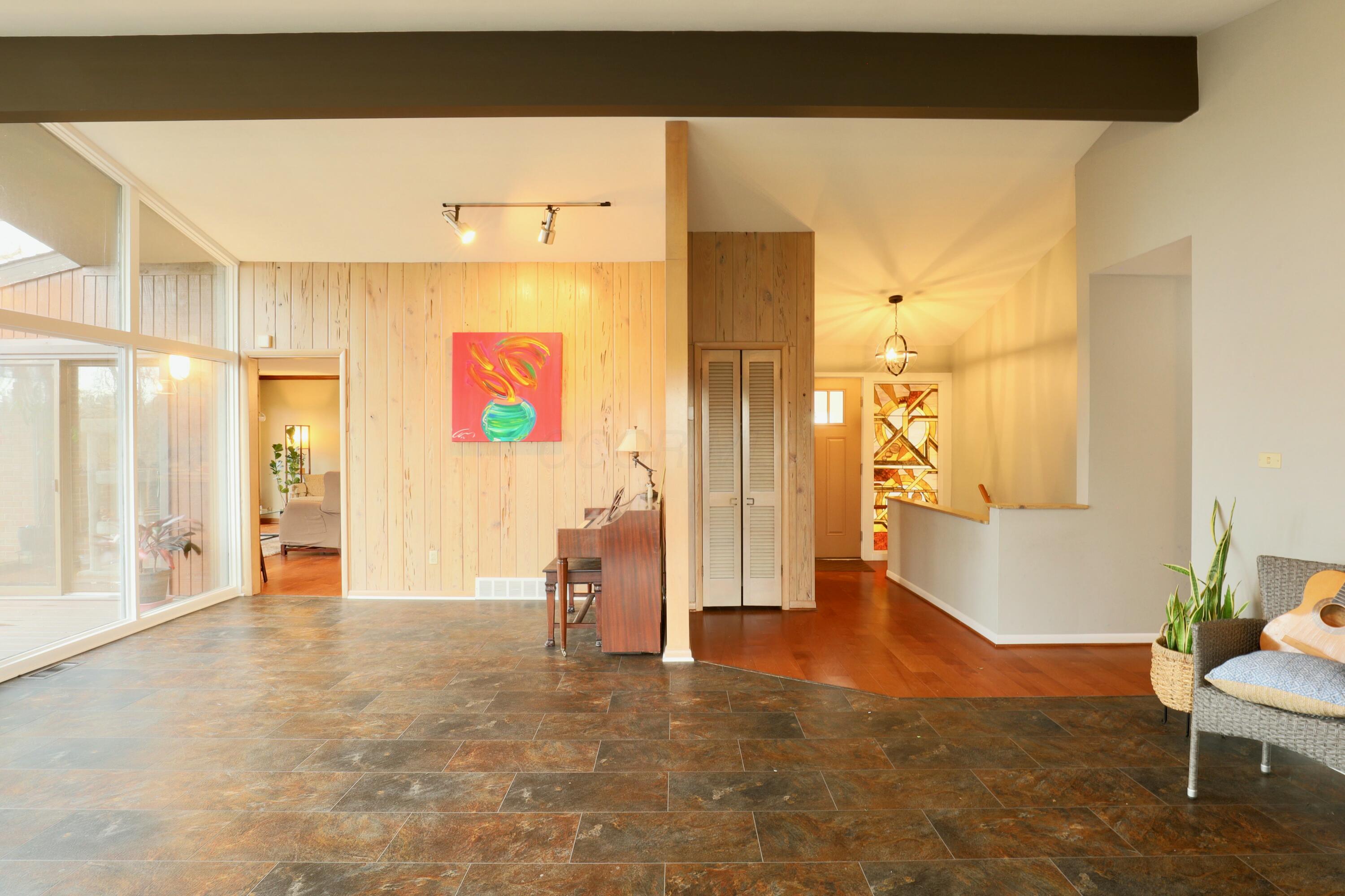 1625 Northwood Drive, Lancaster, Ohio image 5