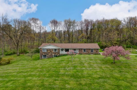 Homes For Sale - 18021 Turkey Ridge Road Rd<br/> Danville, OH 43014