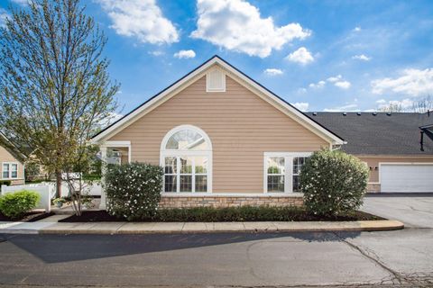 Photo of 297 Cover Place, Columbus, OH 43235 (MLS # 226012072)