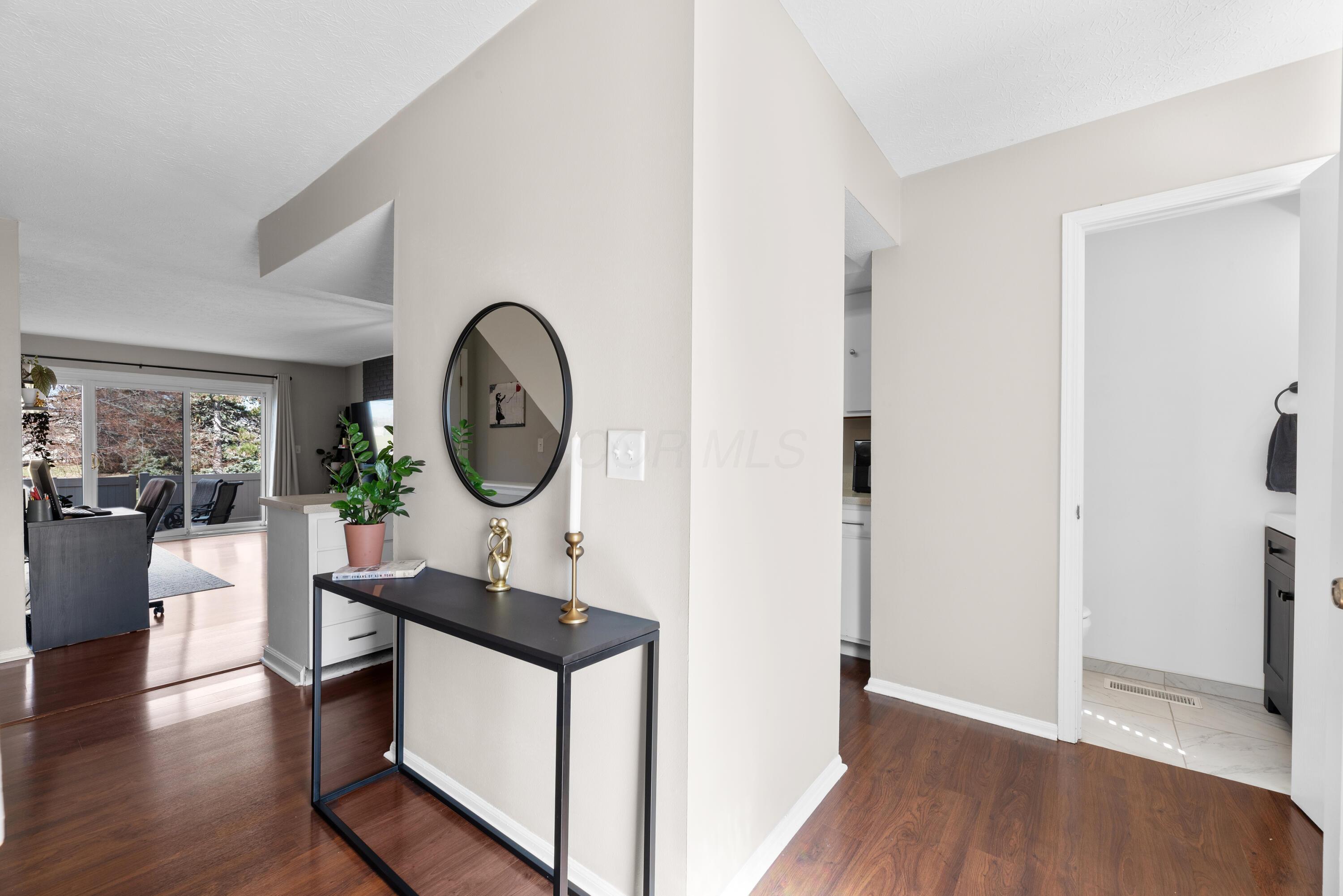 2687 Cedar Lake Drive, Dublin, Ohio image 3