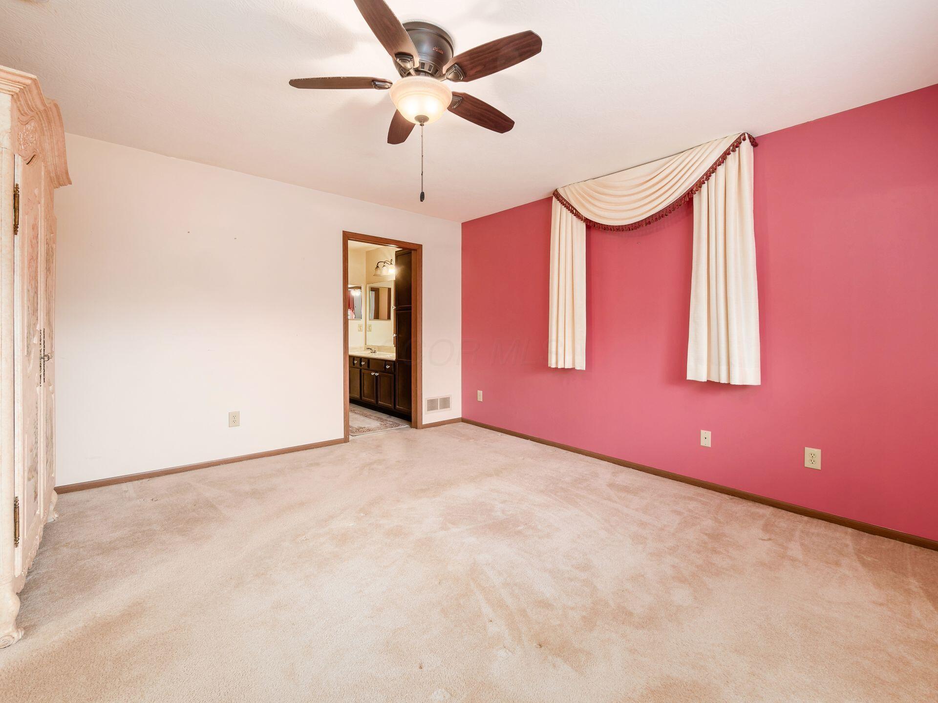 1253 Amberlea Drive, Columbus, Ohio image 18