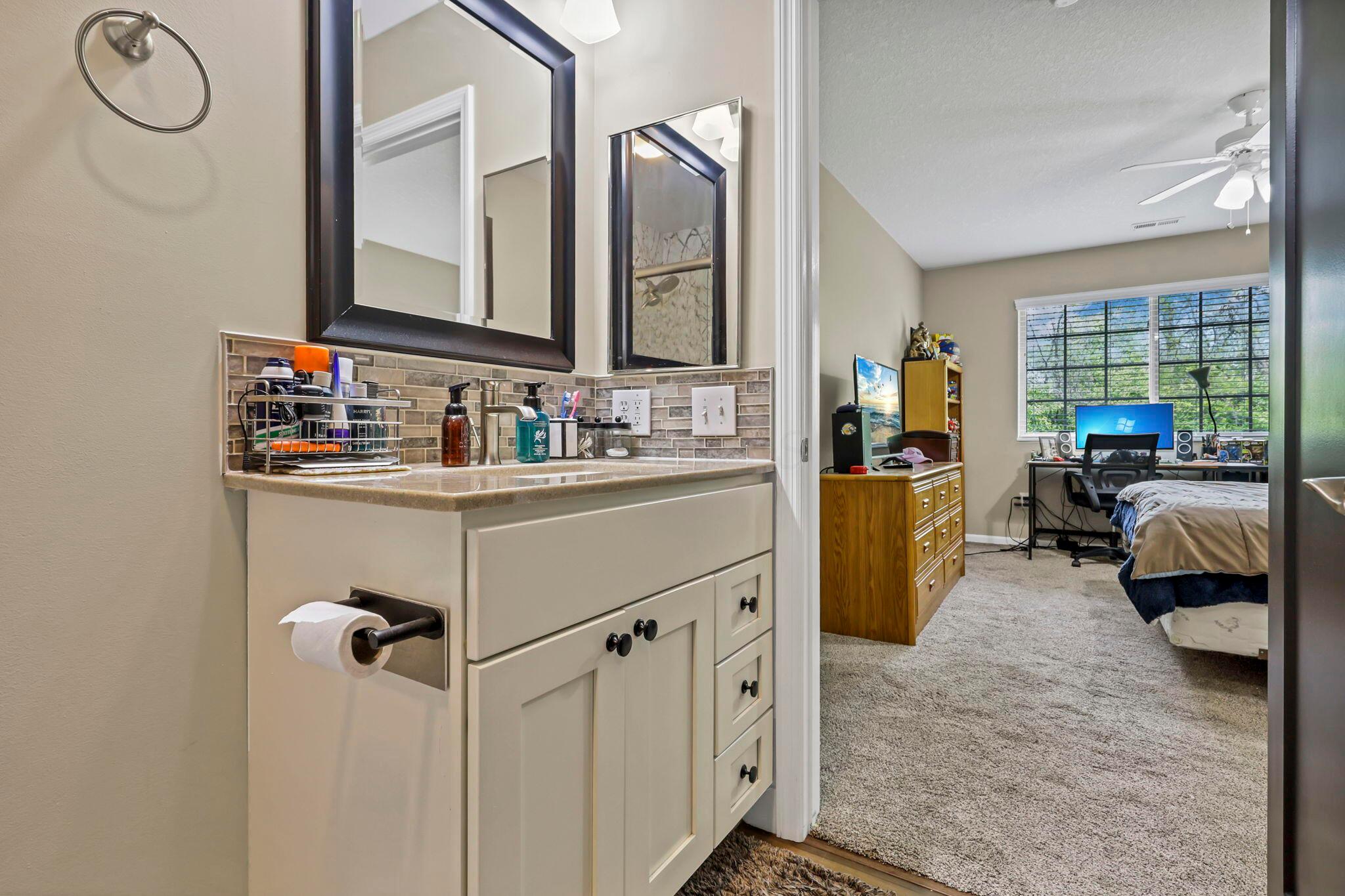 196 Pioneer Circle, Pickerington, Ohio image 33