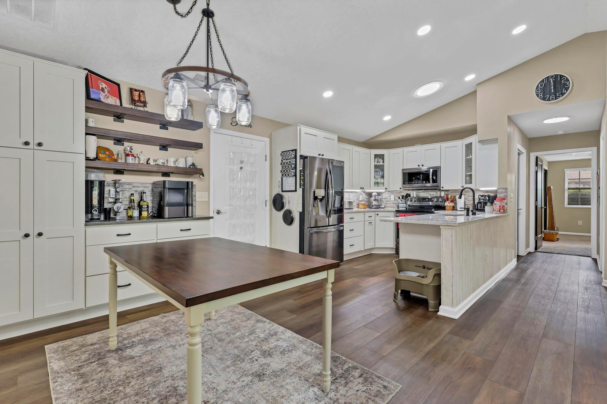 196 Pioneer Circle, Pickerington, Ohio image 11
