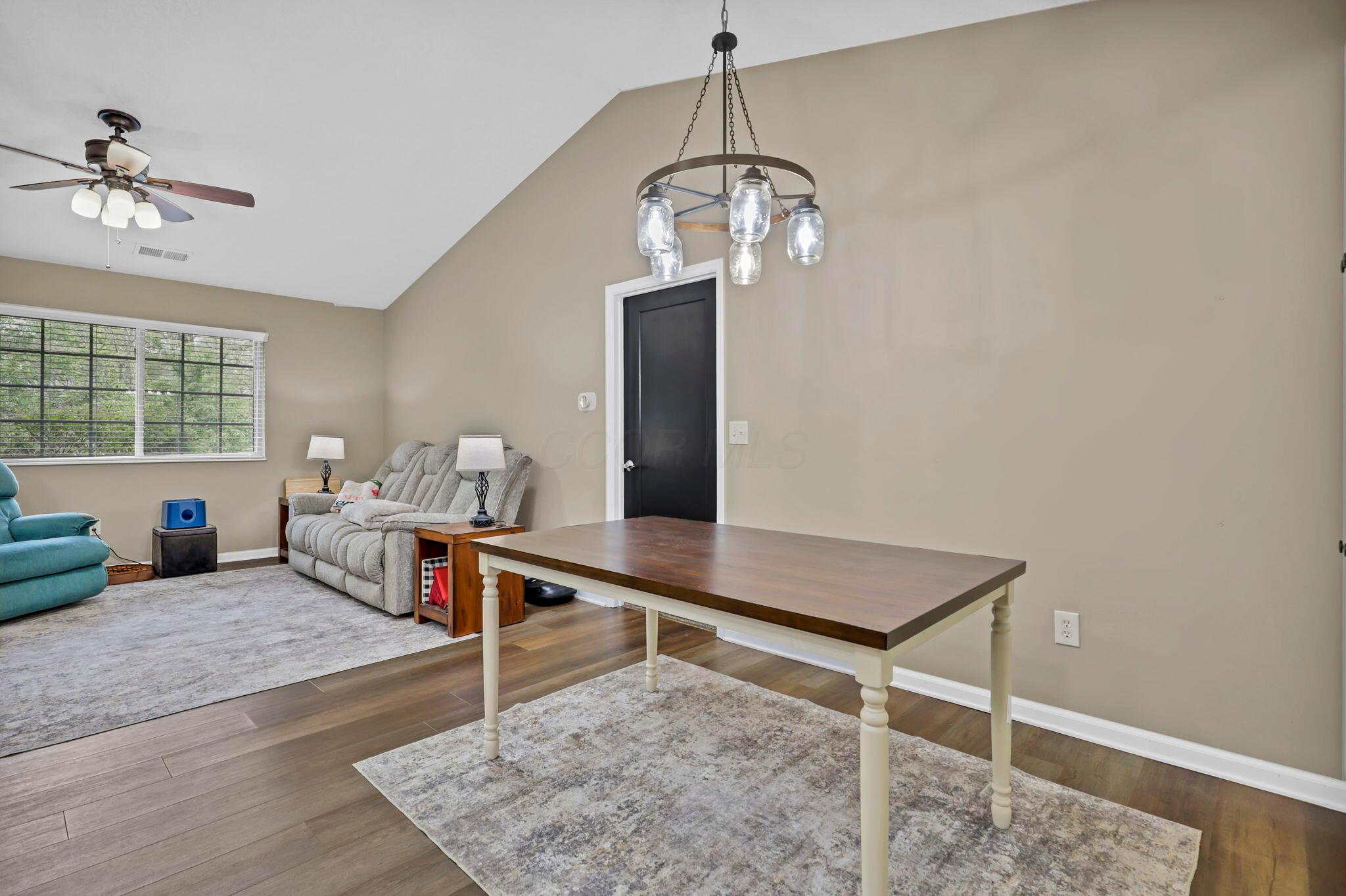 196 Pioneer Circle, Pickerington, Ohio image 12