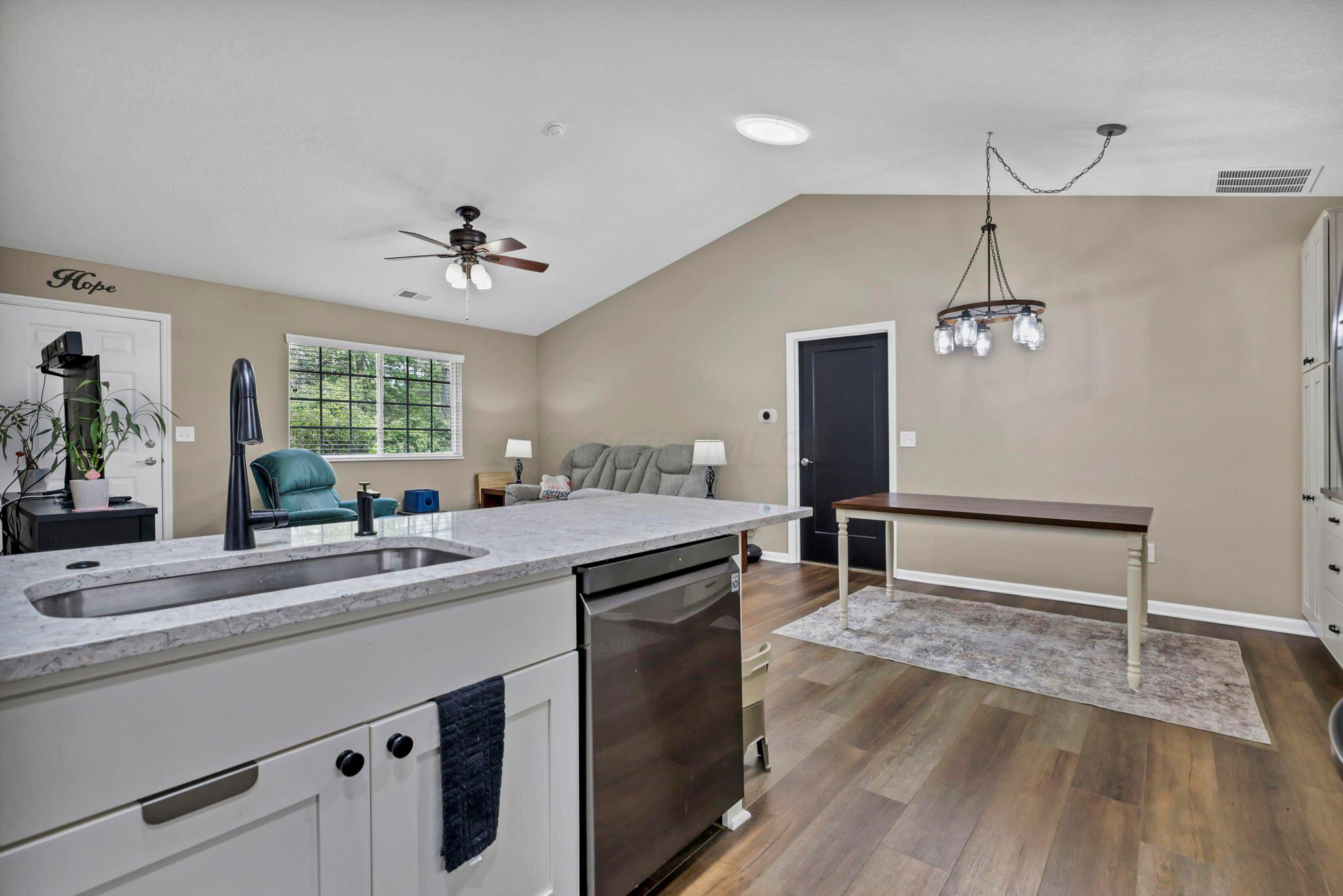 196 Pioneer Circle, Pickerington, Ohio image 16