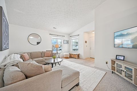 Tiny photo for 2160 Balais Court, Grove City, OH 43123 (MLS # 226002911)