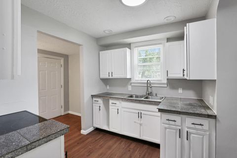 Tiny photo for 309 Dana Avenue, Columbus, OH 43223 (MLS # 225037584)