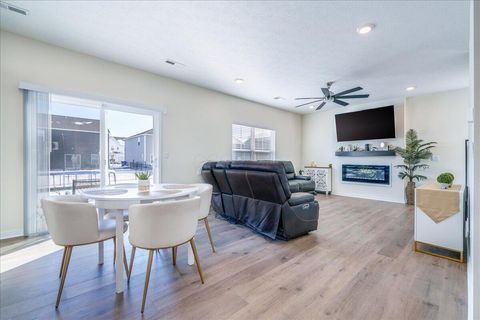 Tiny photo for 1518 Forbes Avenue, Columbus, OH 43228 (MLS # 225045954)