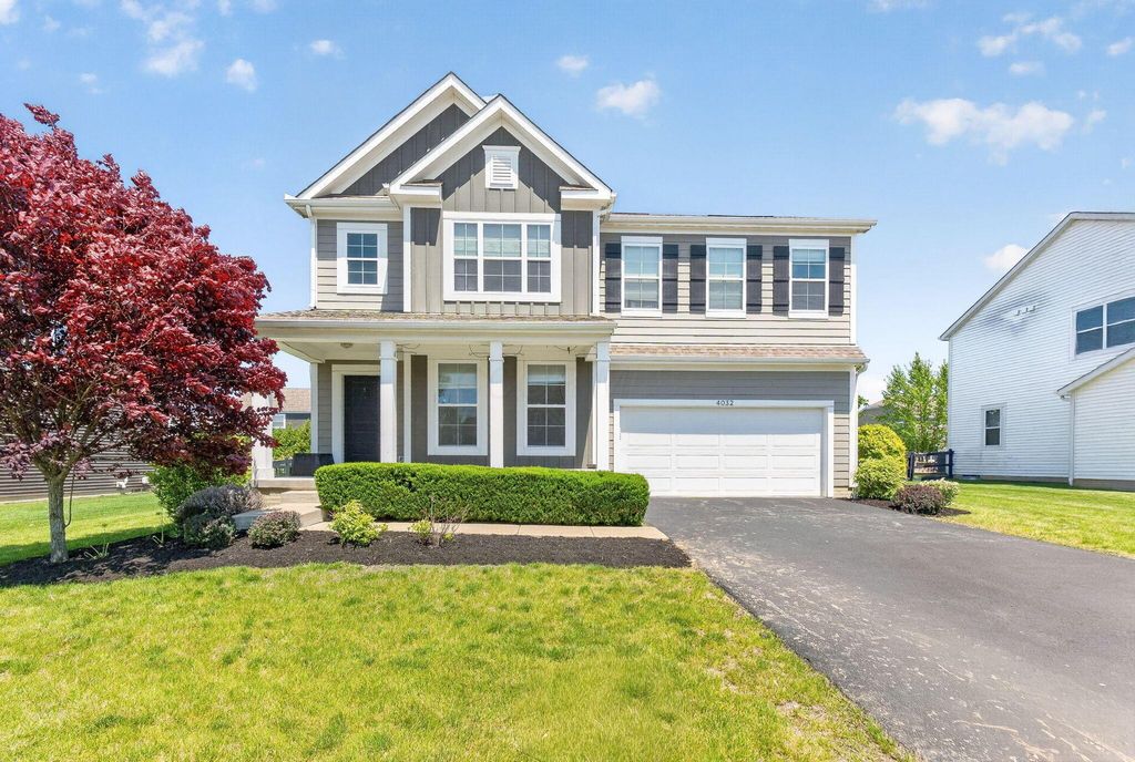 Photo of 4032 Stonehill Way, Powell, OH 43065 (MLS # 226017726)