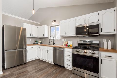 Tiny photo for 1612 Green Friar Drive, Columbus, OH 43228 (MLS # 225044751)