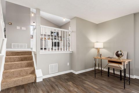 Tiny photo for 1612 Green Friar Drive, Columbus, OH 43228 (MLS # 225044751)