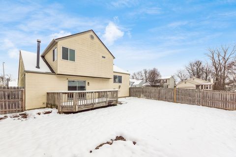 Tiny photo for 1612 Green Friar Drive, Columbus, OH 43228 (MLS # 225044751)