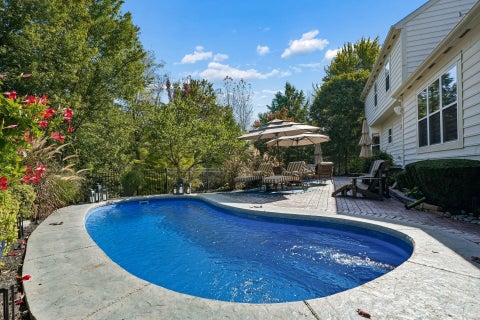 Tiny photo for 38 Timber Oak Court, Powell, OH 43065 (MLS # 226039996)
