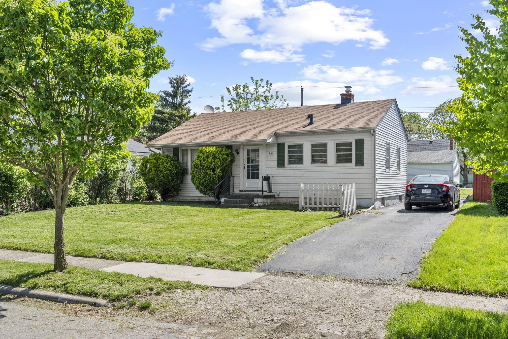 652 Georgian Drive, Columbus, Ohio image 4