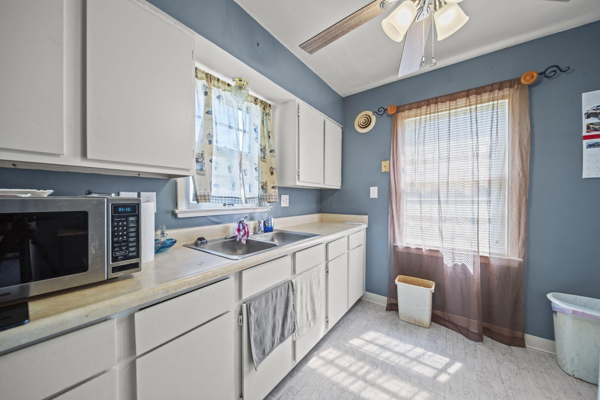 652 Georgian Drive, Columbus, Ohio image 18