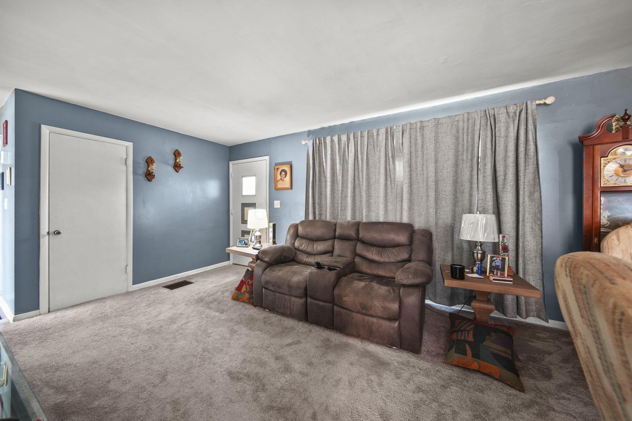 652 Georgian Drive, Columbus, Ohio image 13