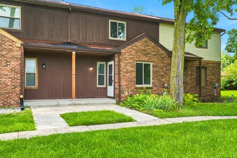 Condo For Sale - 1432 Bairstow Court<br/> Galloway, OH 43119