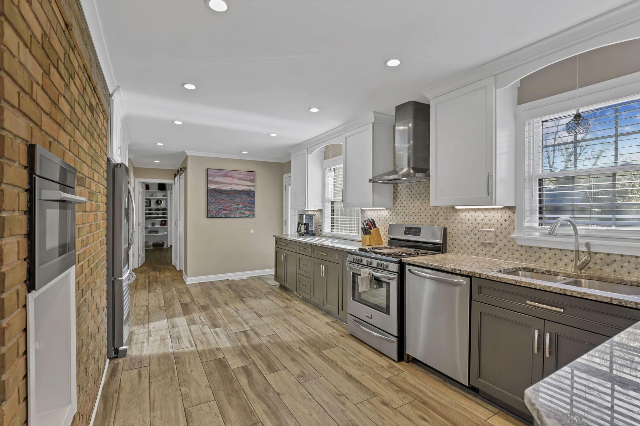 3373 Sunnybrook Drive, Columbus, Ohio image 34