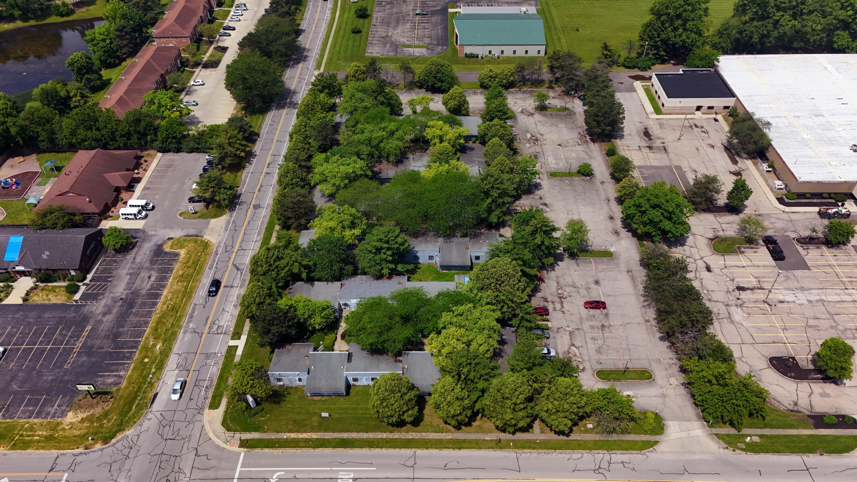 2337 Kimberly Parkway N