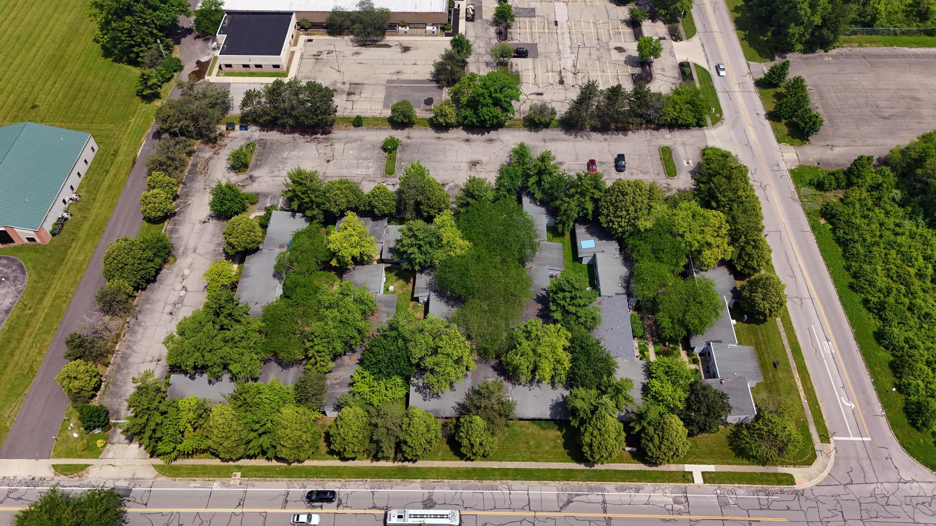 2337 Kimberly Parkway N