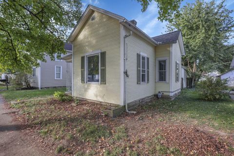 Tiny photo for 215 Harrison Avenue, Lancaster, OH 43130 (MLS # 225039692)