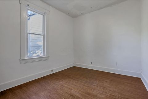 Tiny photo for 215 Harrison Avenue, Lancaster, OH 43130 (MLS # 225039692)