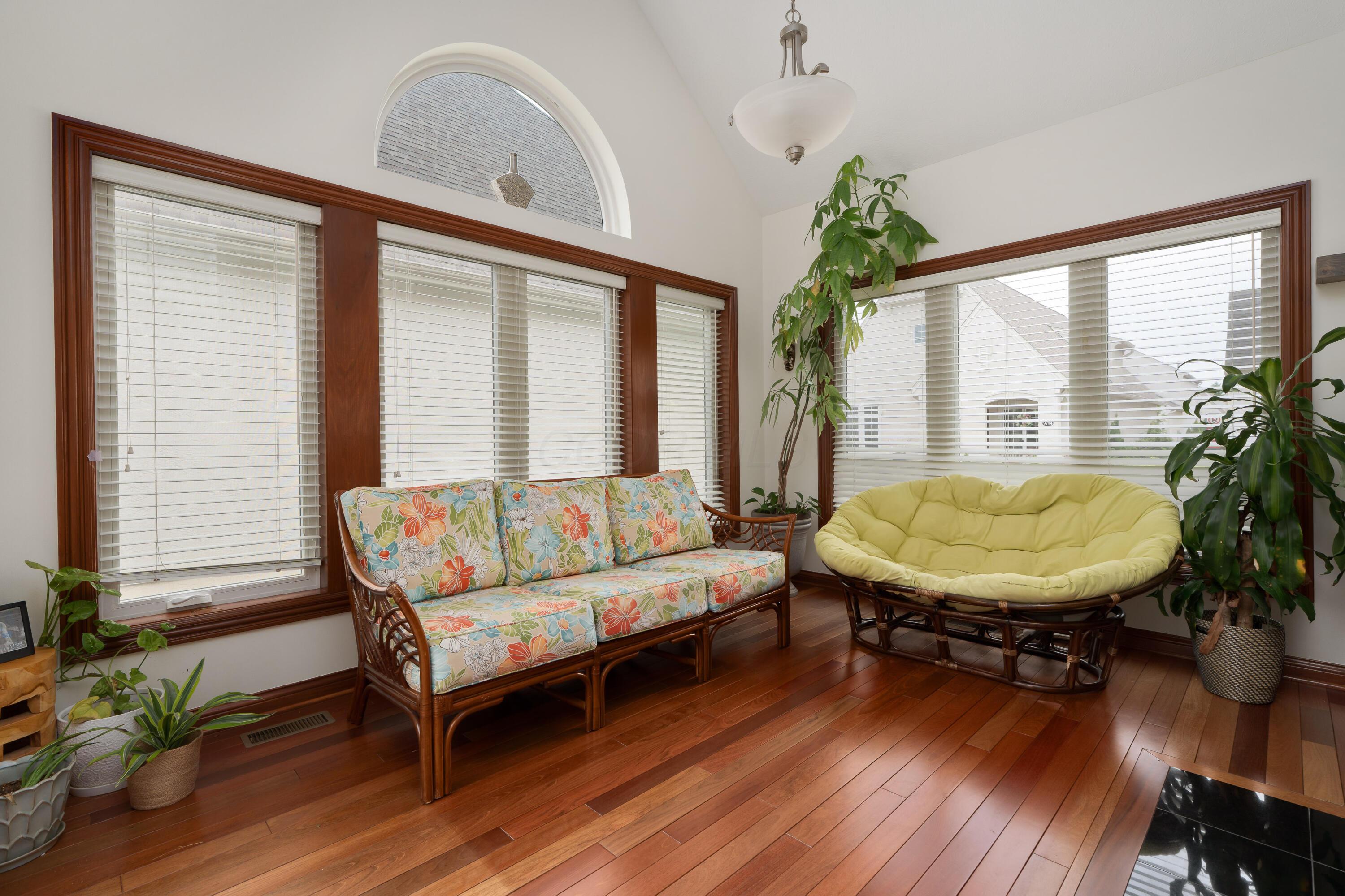9785 Kingston Circle, Powell, Ohio image 14