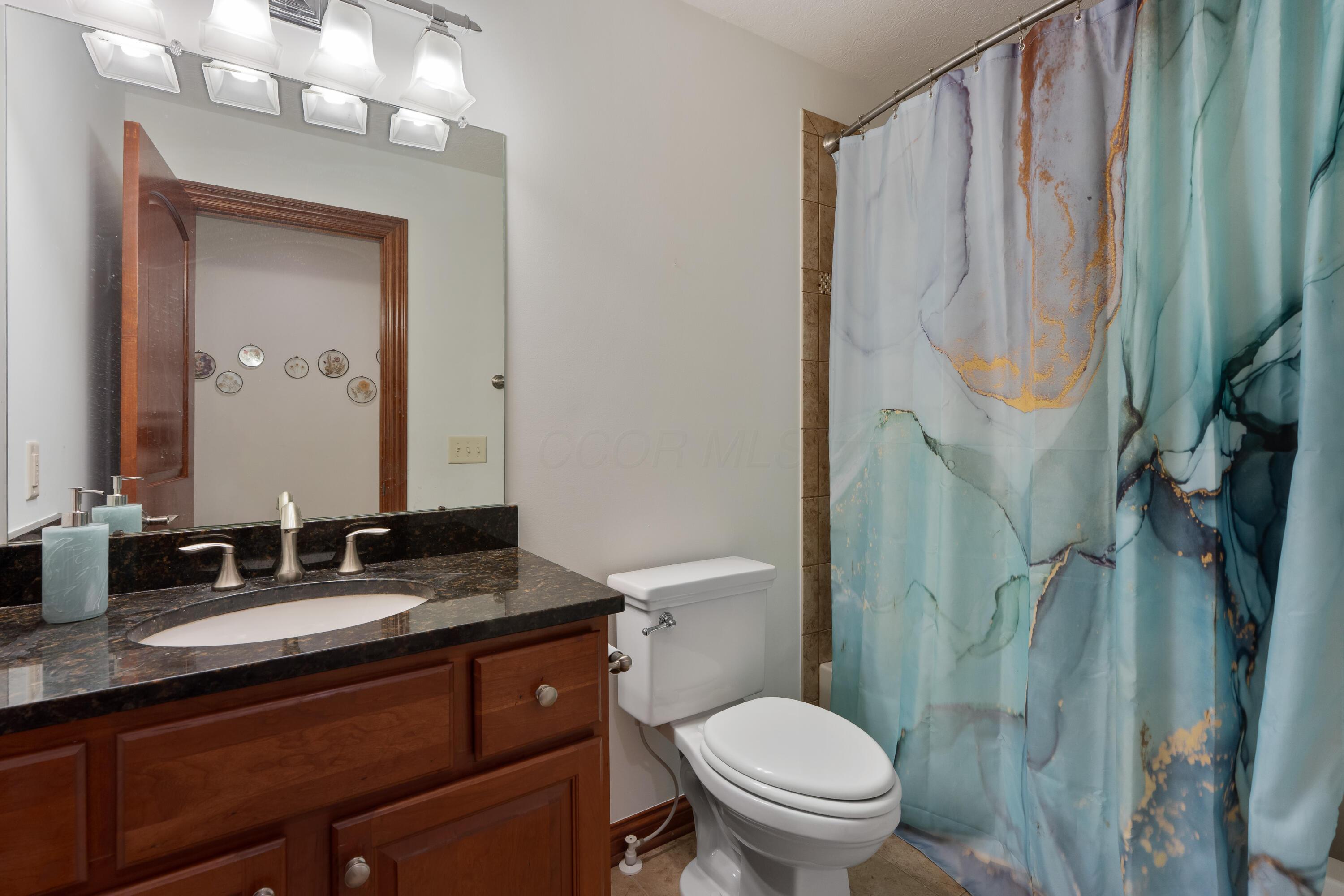 9785 Kingston Circle, Powell, Ohio image 31