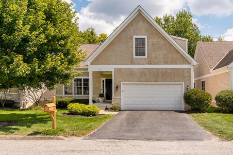 Photo of 152 Creekside Green Drive 15 #15, Gahanna, OH 43230 (MLS # 226034330)
