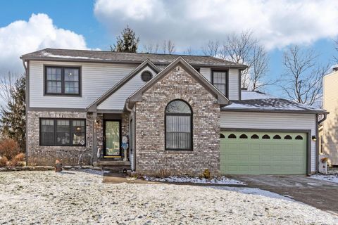 Photo of 487 Burns Drive N, Westerville, OH 43082 (MLS # 226001989)