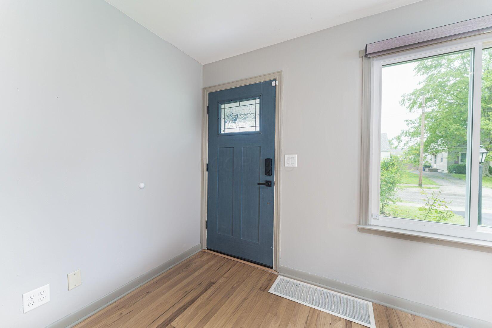 831 E Longview Avenue, Columbus, Ohio image 10