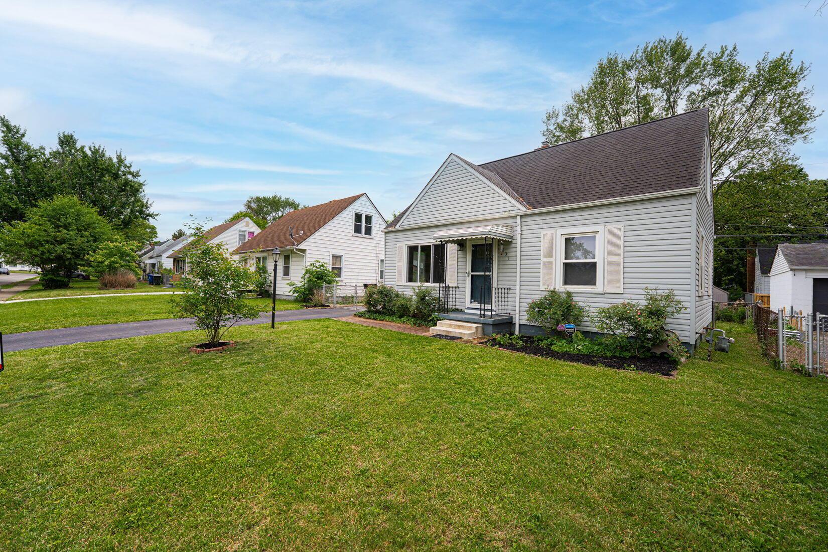 831 E Longview Avenue, Columbus, Ohio image 6